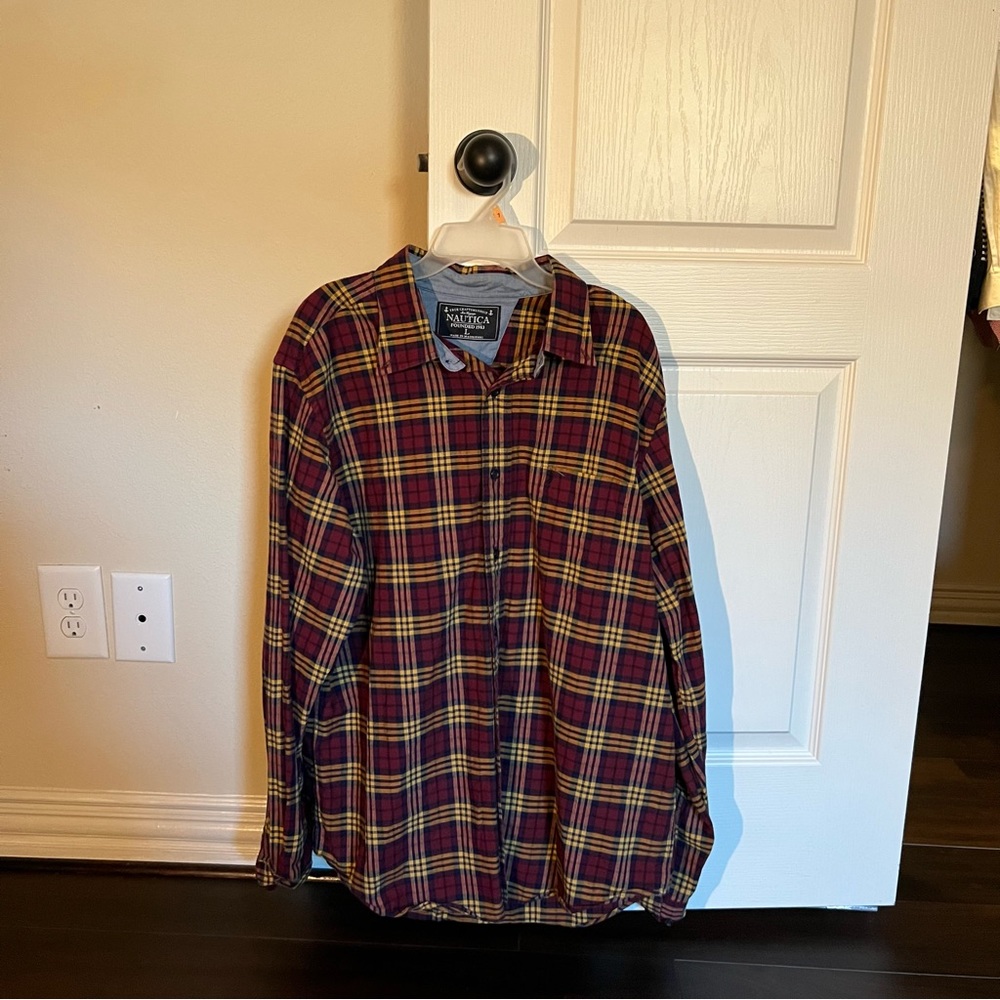Black and White Banana Republic Knit Sweater - L